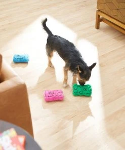 Frisco Zoomies & Chill Gummy Bear Plush Squeaky Dog Toy, 3 count -PetNest Shop 241697 PT6. SY630 V1610768326