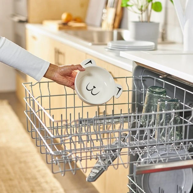 Frisco Dog Face Non-skid Ceramic Cat & Dog Bowl 8 Frisco Dog Face Non-skid Ceramic Cat & Dog Bowl - Image 6