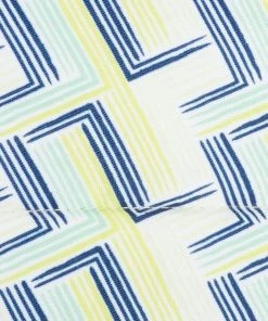 Frisco Small Pet Geometric Plush Oval Cuddler 8 Frisco Small Pet Geometric Plush Oval Cuddler -PetNest Shop 278109 PT3. SY630 V1629312376