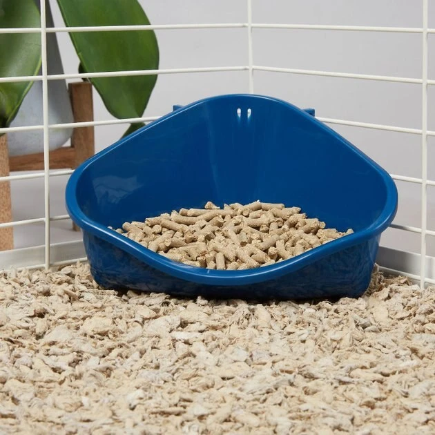 Frisco Corner Litter Box, Navy, Small + Small Animal Bedding, Natural 7 Frisco Corner Litter Box, Navy, Small + Small Animal Bedding, Natural - Image 5